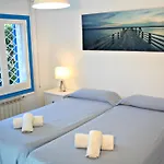 Superb Seafront 펜션 캠브릴스